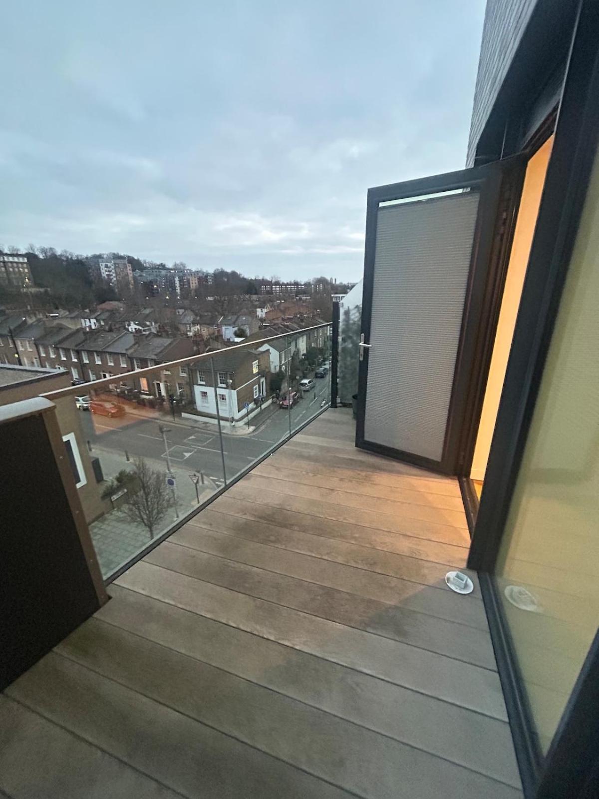 New 2 Bed Apartment Greenwich Лондон Екстер'єр фото